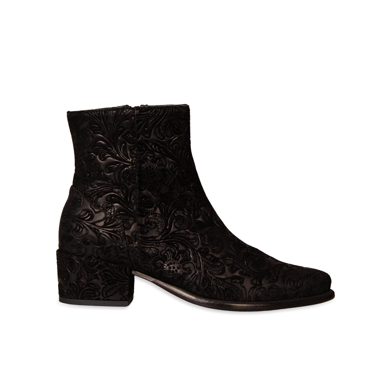 Botanico Black